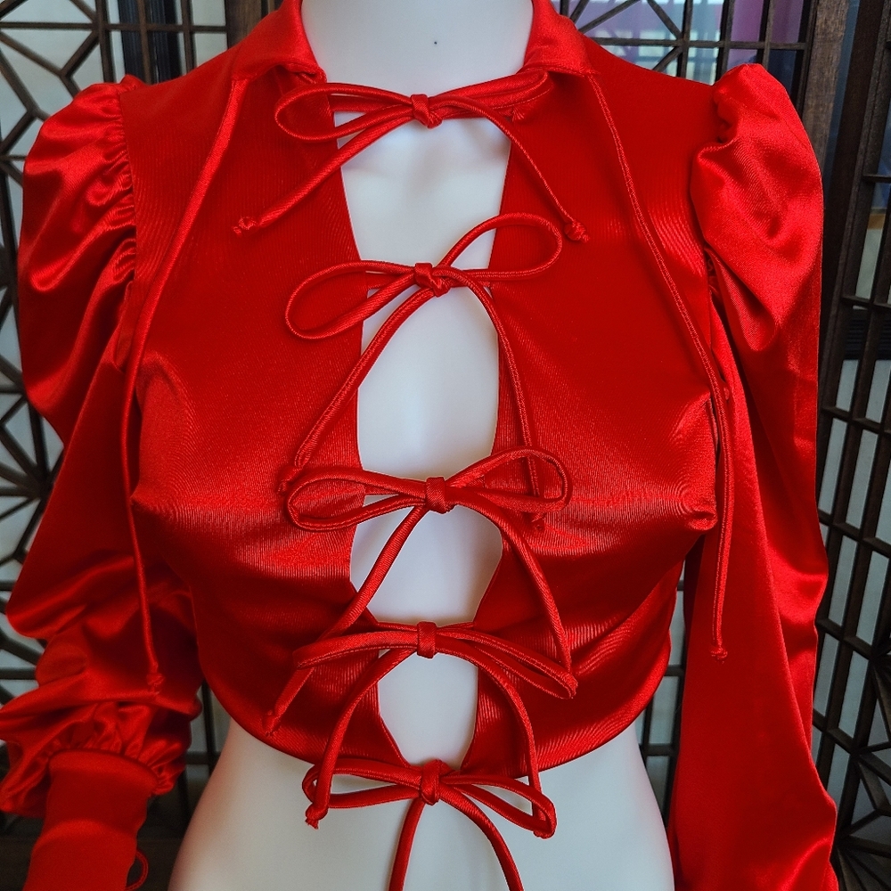 Chic Red Satin Cropped Lace-Up Women's Blouse Laina Rauma Small
